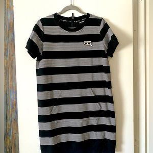 Sport tunic dress with large picket striped